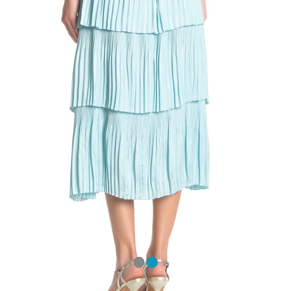NWT: DVF Sasha Pleated Ruffle Silk Wrap Dress in Bright Ice - Picture 5 of 5